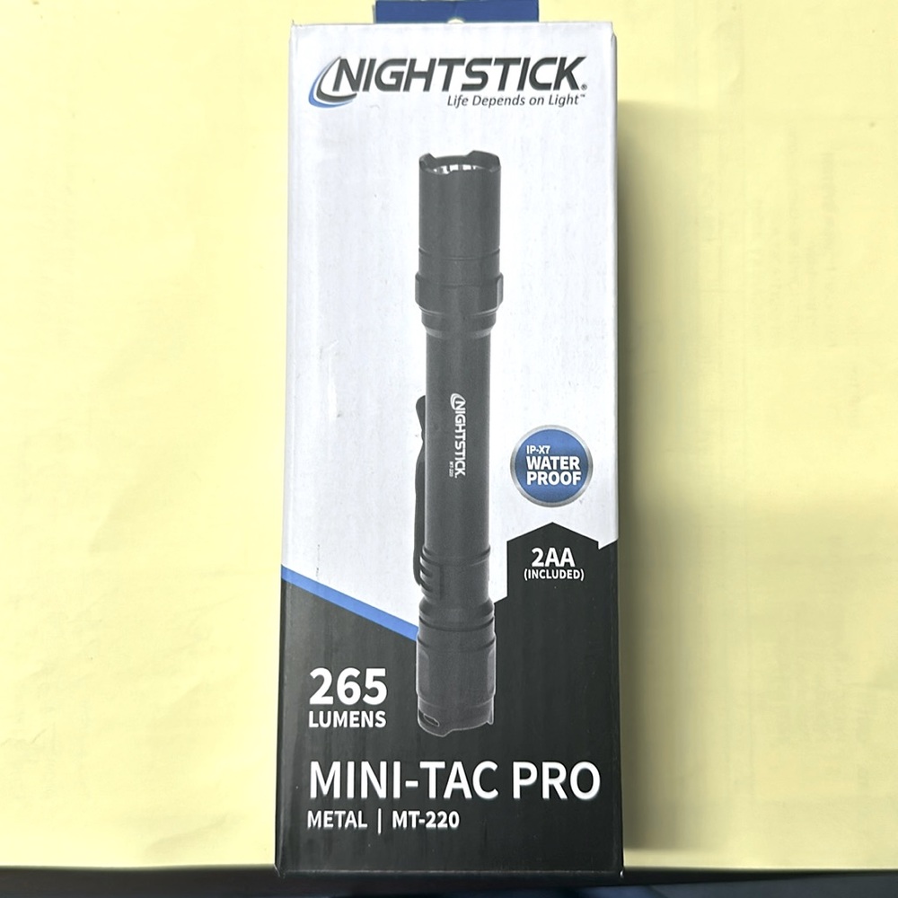 Mini-Tac Pro flashlight 265 Lumens metal